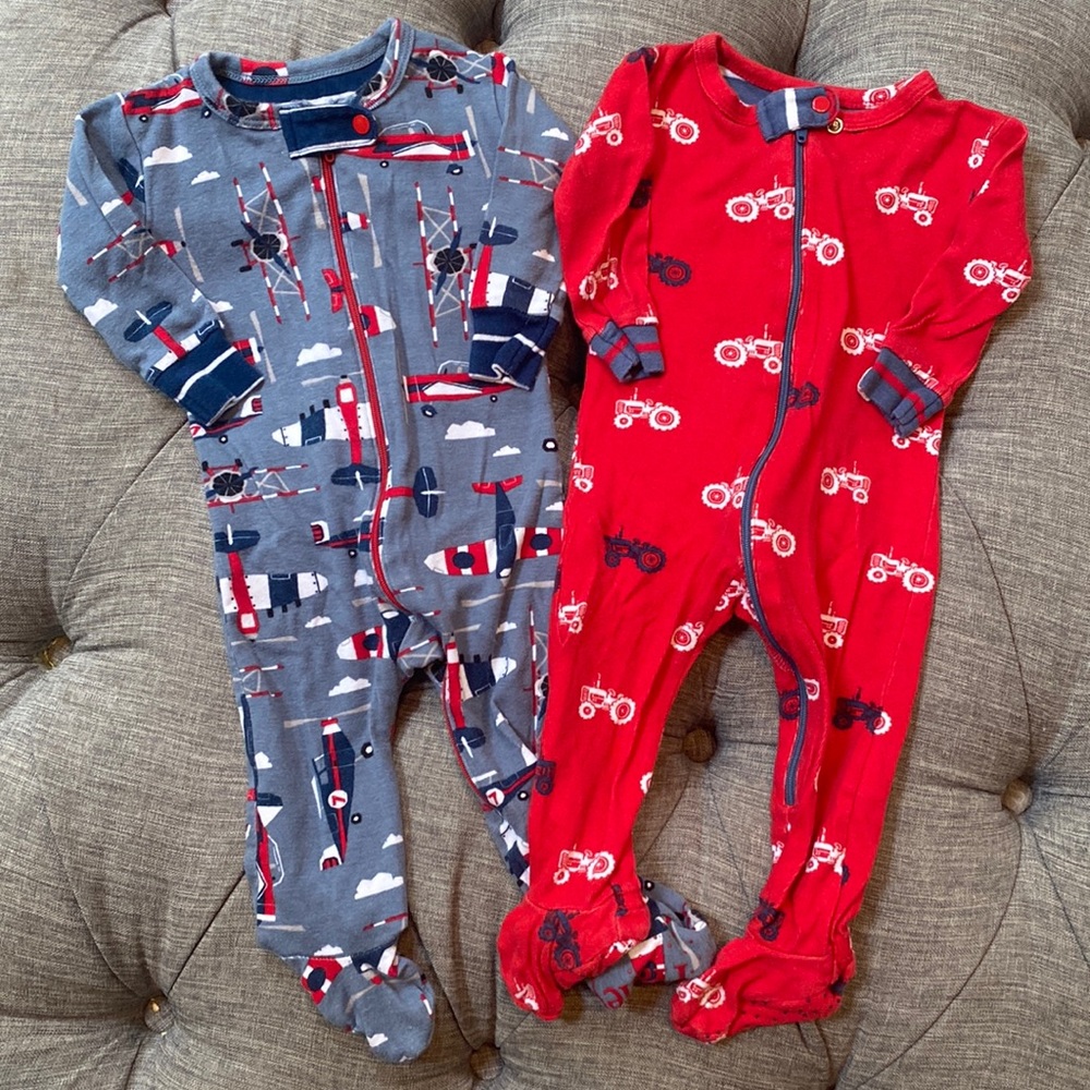2 Hatley Baby Footed Zip Pajamas 0-3 months